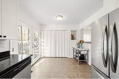 1211 Argonne Way NE, Atlanta, GA 30324 - Photo 8