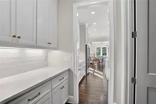 287 Green Hill Rd, Atlanta, GA 30342 - Photo 6