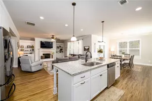 5193 Parkwood Dr, Flowery Branch, GA 30542 - Photo 12