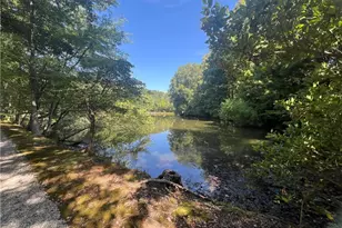 1535 Rogers Lake Rd, Lithonia, GA 30058 - Photo 24