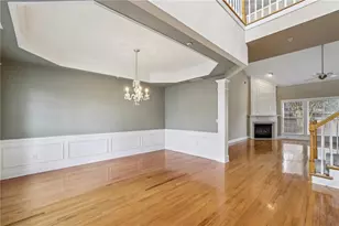 125 Westchester Dr SE, Smyrna, GA 30082 - Photo 6