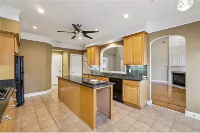 125 Westchester Drive SE, Smyrna, GA 30082 - Photo 8