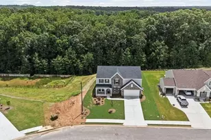 208 Pickens Blf Ln, Hiram, GA 30141 - Photo 2