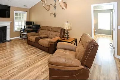 505 Emerald Point, Monroe, GA 30655 - Photo 12