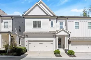 340 Banbury Crossing, Alpharetta, GA 30009 - Photo 2