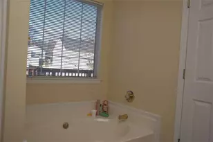 5718 Hidden Brook Cir, Atlanta, GA 30349 - Photo 18