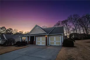 1004 Stone Creek Ln, Monroe, GA 30655 - Photo 4