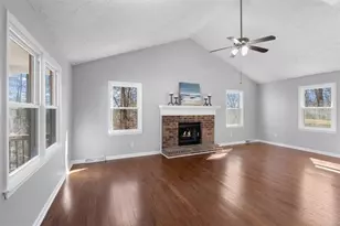 11 Ridgeview Dr, Silver Creek, GA 30173 - Photo 4