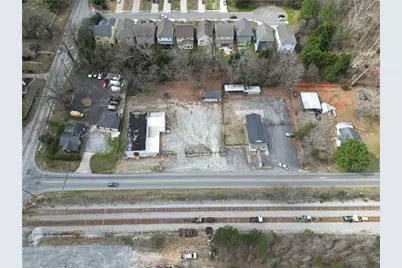 2735 Huff Drive, Lawrenceville, GA 30044 - Photo 2