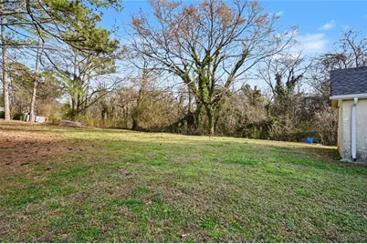 1341 NW Gun Club Road NW, Atlanta, GA 30318 - Photo 10