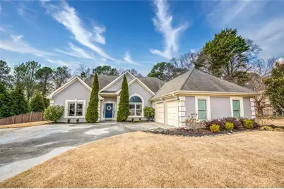 3092 Parks Run, Loganville, GA 30052 - Photo 2