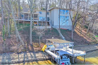 40 Lakeshore Drive, Berkeley Lake, GA 30096 - Photo 4