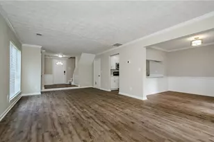 10840 Mortons Crossing, Johns Creek, GA 30022 - Photo 8