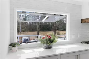 1059 Coronation Dr, Dunwoody, GA 30338 - Photo 6