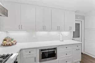 1059 Coronation Dr, Dunwoody, GA 30338 - Photo 32