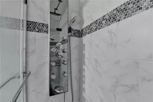 1296 Mandalay Ct SW, Lilburn, GA 30047 - Photo 38