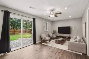 778 Creek View Dr, Lawrenceville, GA 30044 - Photo 4