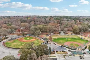 193 Chestnut Circle NE, Atlanta, GA 30342 - Photo 50