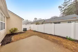 227 Windcroft Cir NW, Acworth, GA 30101 - Photo 22