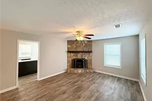 1050 Mathews Ct SE, Smyrna, GA 30080 - Photo 4