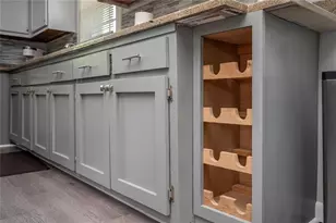 177 Silver Springs Cir SW, Atlanta, GA 30310 - Photo 14