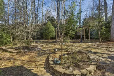 1762 Ascot Run NW, Acworth, GA 30102 - Photo 32