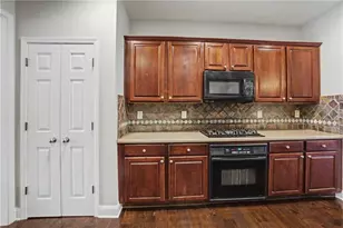 12801 Doe Dr, Alpharetta, GA 30004 - Photo 14