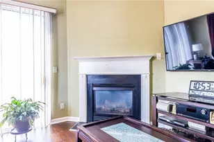 806 Hartstone Ct, Fairburn, GA 30213 - Photo 8