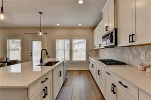 2989 Sweet Red Cir, Braselton, GA 30517 - Photo 10