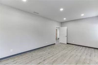 6105 Atlanta Highway, Flowery Branch, GA 30542 - Photo 20