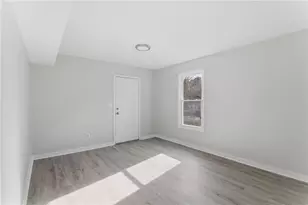 499 Strickland Ct, Lawrenceville, GA 30046 - Photo 10