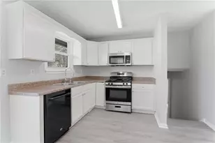 499 Strickland Ct, Lawrenceville, GA 30046 - Photo 6