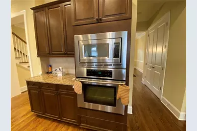 657 Lockton Place, Atlanta, GA 30342 - Photo 30