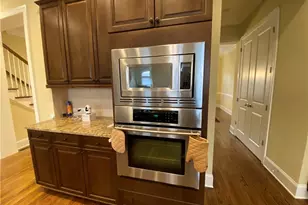 657 Lockton Pl, Atlanta, GA 30342 - Photo 30