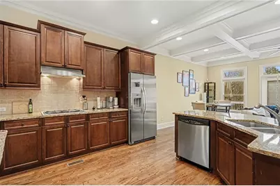 657 Lockton Place, Atlanta, GA 30342 - Photo 6