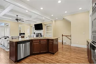 657 Lockton Place, Atlanta, GA 30342 - Photo 8