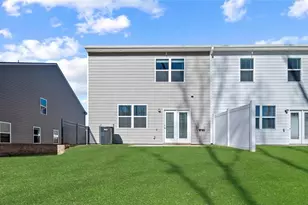 1410 Gray Branch Dr, Lawrenceville, GA 30045 - Photo 20