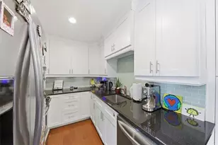 15 Arpege Way NW, Atlanta, GA 30327 - Photo 10