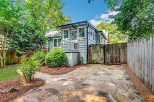 2215 Fairhaven Cir NE, Atlanta, GA 30305 - Photo 20