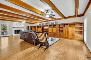 1828 Chedworth Ln, Stone Mountain, GA 30087 - Photo 4