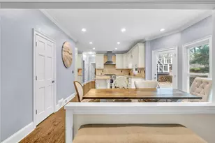 1828 Chedworth Ln, Stone Mountain, GA 30087 - Photo 8