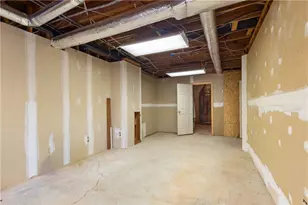 235 Merritt Dr, Roswell, GA 30076 - Photo 52