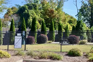 301 Niles Ct, Marietta, GA 30060 - Photo 32