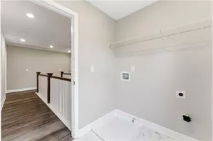 301 Niles Ct, Marietta, GA 30060 - Photo 18