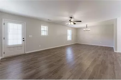 4780 Cantrell Road, Flowery Branch, GA 30542 - Photo 8