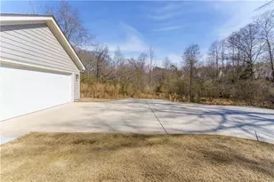 4780 Cantrell Rd, Flowery Branch, GA 30542 - Photo 36