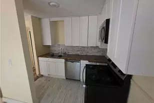 1939 Whitehall Forest Ct SE, Atlanta, GA 30316 - Photo 8