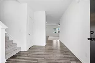 395 Knightsbridge Ln, Winder, GA 30680 - Photo 2