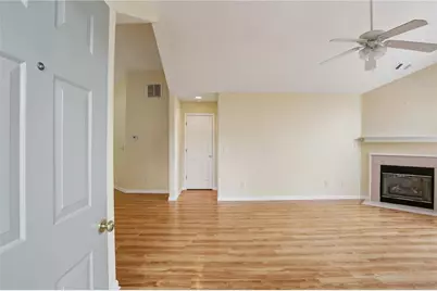 2191 Rockbridge Road #1301, Stone Mountain, GA 30087 - Photo 4