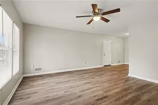 2328 Emerald Lake Ct, Decatur, GA 30035 - Photo 2